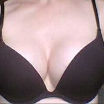 Araceli - Travestiet à Driehuis Profil de Araceli, 24 ans, Travestiet à Driehuis (Noord-Holland)